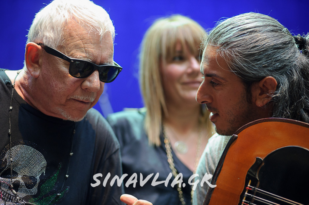 Eric Burdon - Γιάννης Χαρούλης - Stage Volume 1