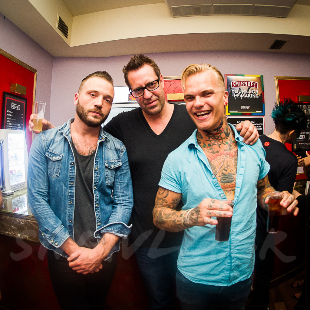 Απο τα αριστερά: Nick Gavrilovic (κιθάρα), Bill Lloyd (μπάσο), Steve Forrest (τύμπανα)