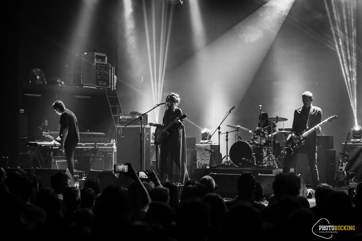 ΑΝΤΑΠΟΚΡΙΣΗ - CHELSEA WOLFE, SKULL & DAWN @ SMOKE THE FUZZ FEST 2017 - Piraeus 117 Academy, Σάββατο 29 04 2017