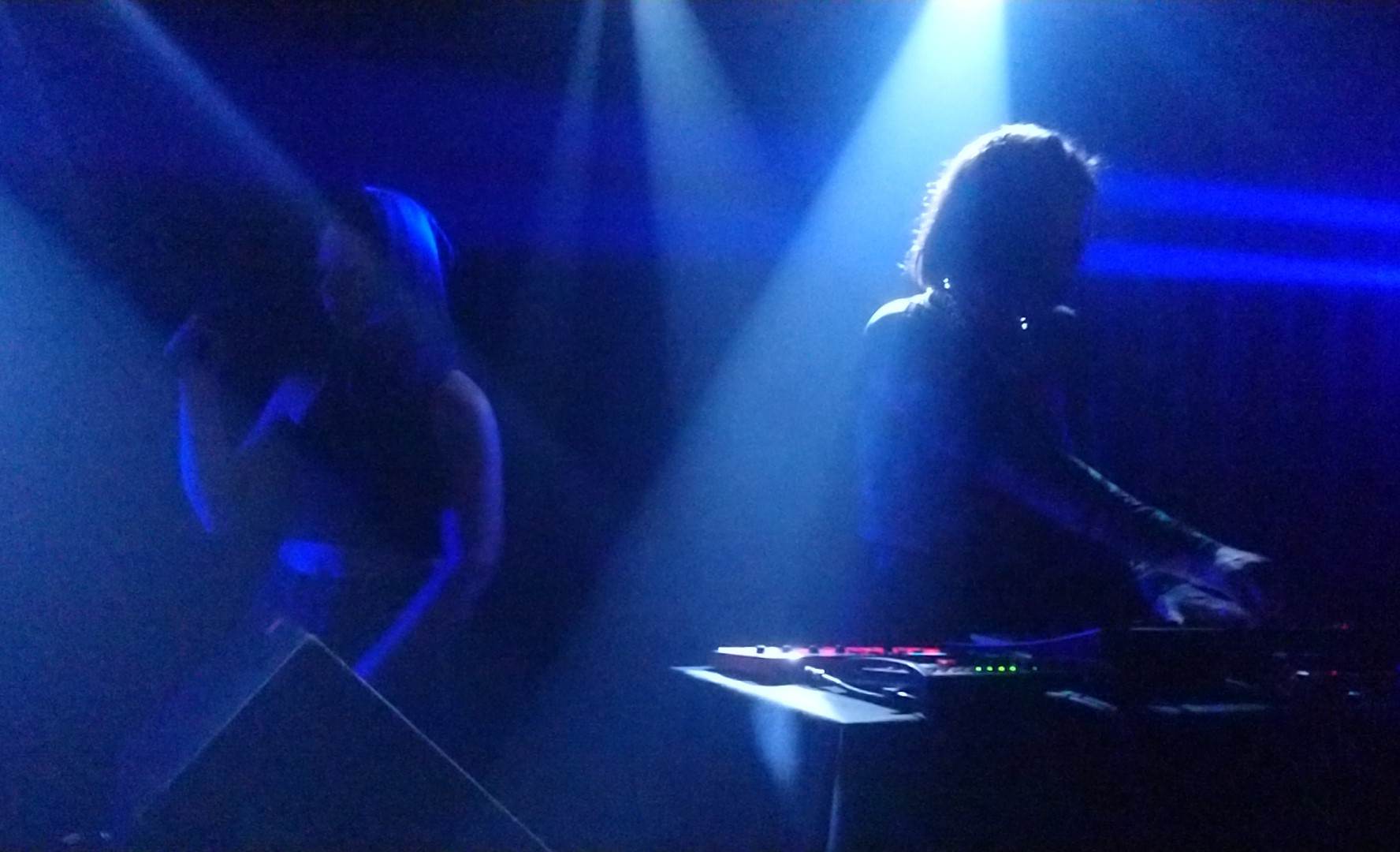 Ανταπόκριση: Minuit Machine, Strawberry Pills, The Man & His Failures @ Death Disco – Σάββατο 03/12/2022